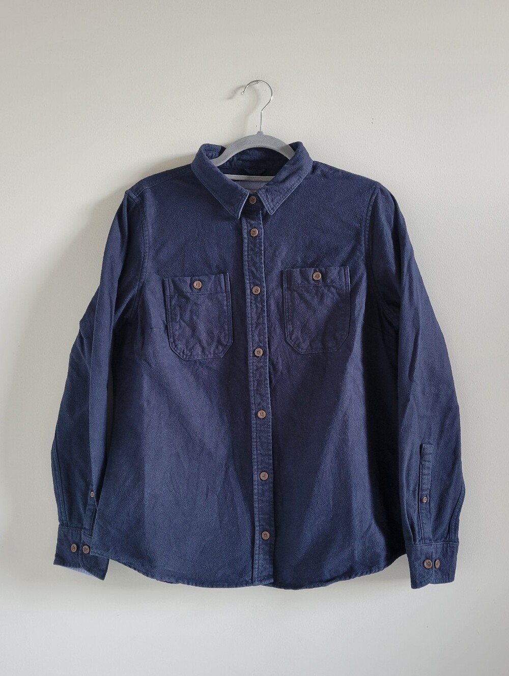 L.L. Bean Navy Button Down Shirt 100% Cotton Womens Size Medium